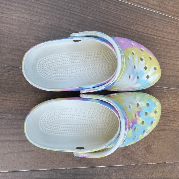 Crocs Pastel Classic Tie Dye Clogs Size W 11 M 9 - Picture 4 of 6